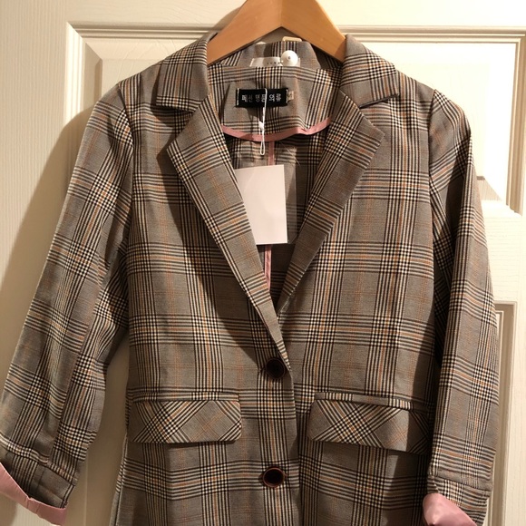 Luna Blazer with 3/4 Sleeves (Checkered Pattern) - Picture 2 of 3